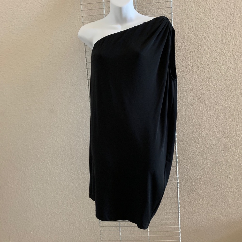 Women’s blk dress